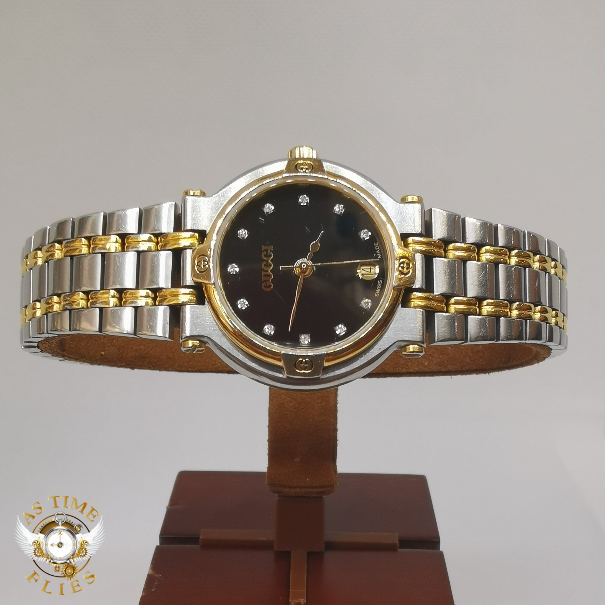 Gucci 9000l watch price sale