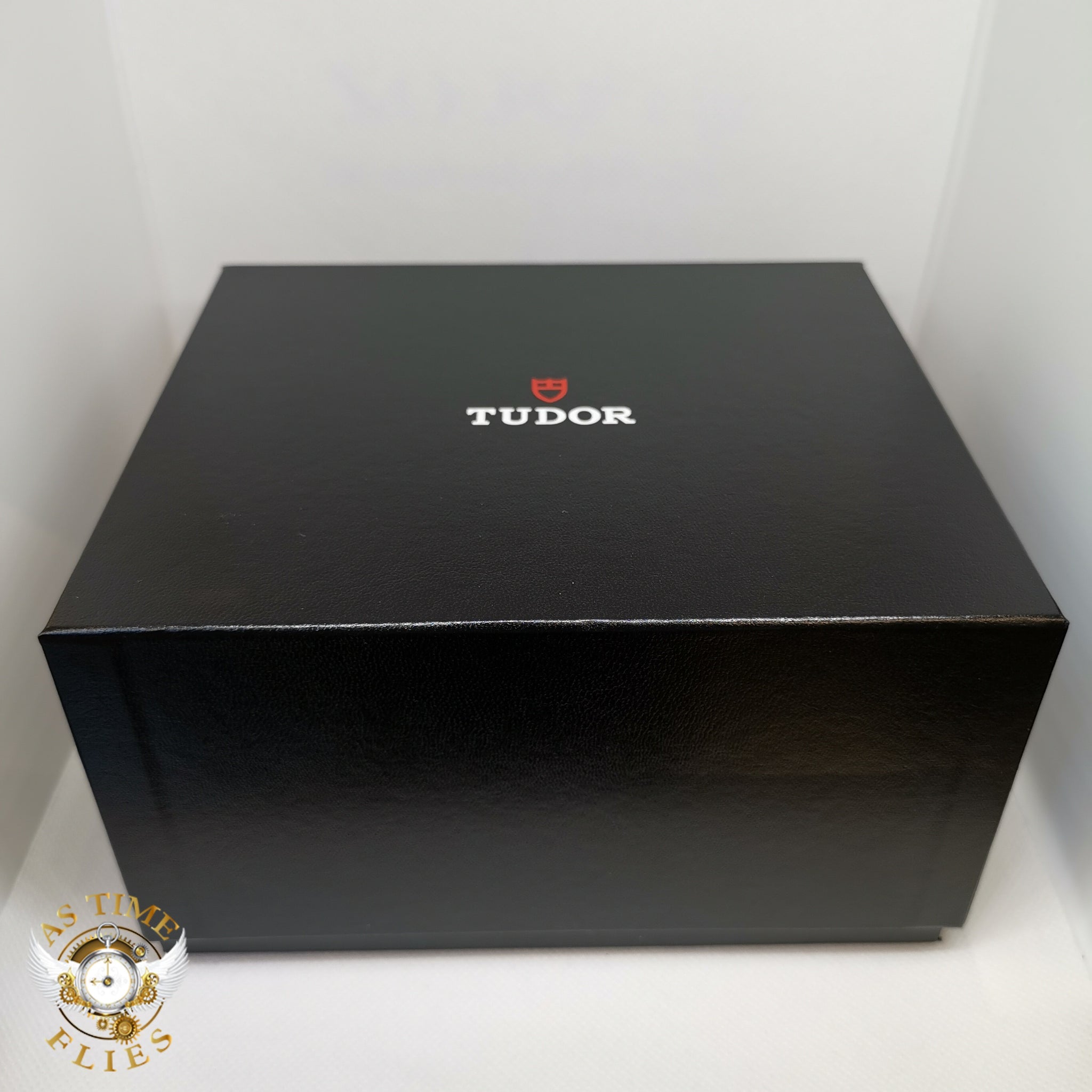 Tudor Black Bay 58 18k Gold M79018V-0001 BNIB Stickered