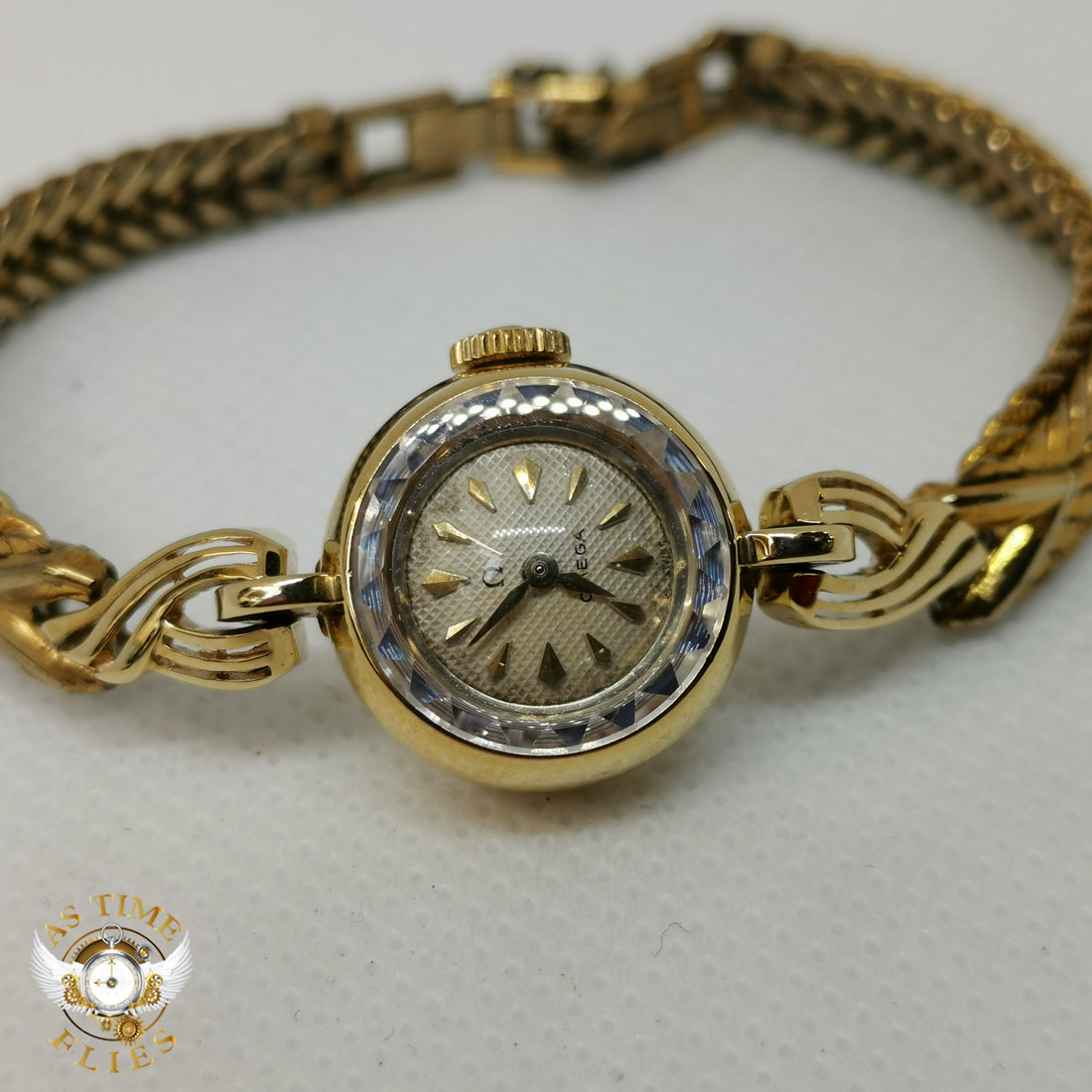 Ladies Omega Cocktail Watch 14k Solid Gold