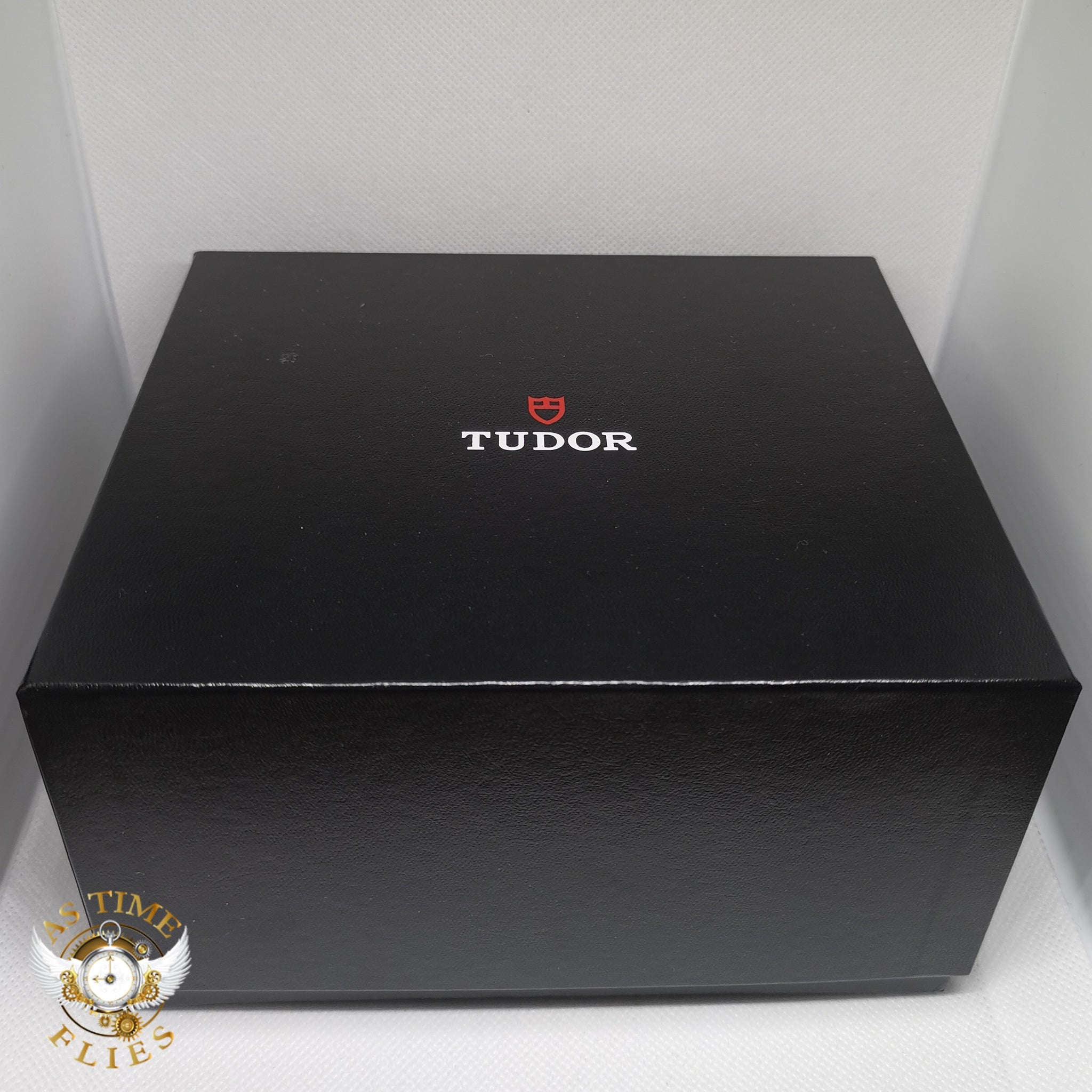 Tudor M79833MN-0001 Black Bay GMT S&G 41mm full box & papers December '22